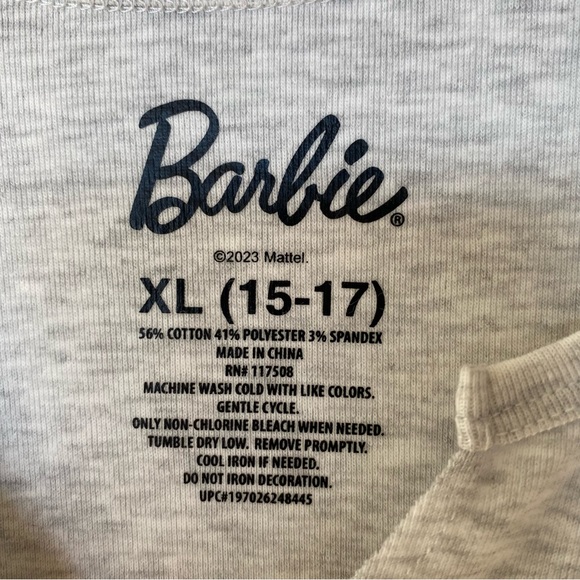 Barbie Tee shirt - Picture 8 of 8